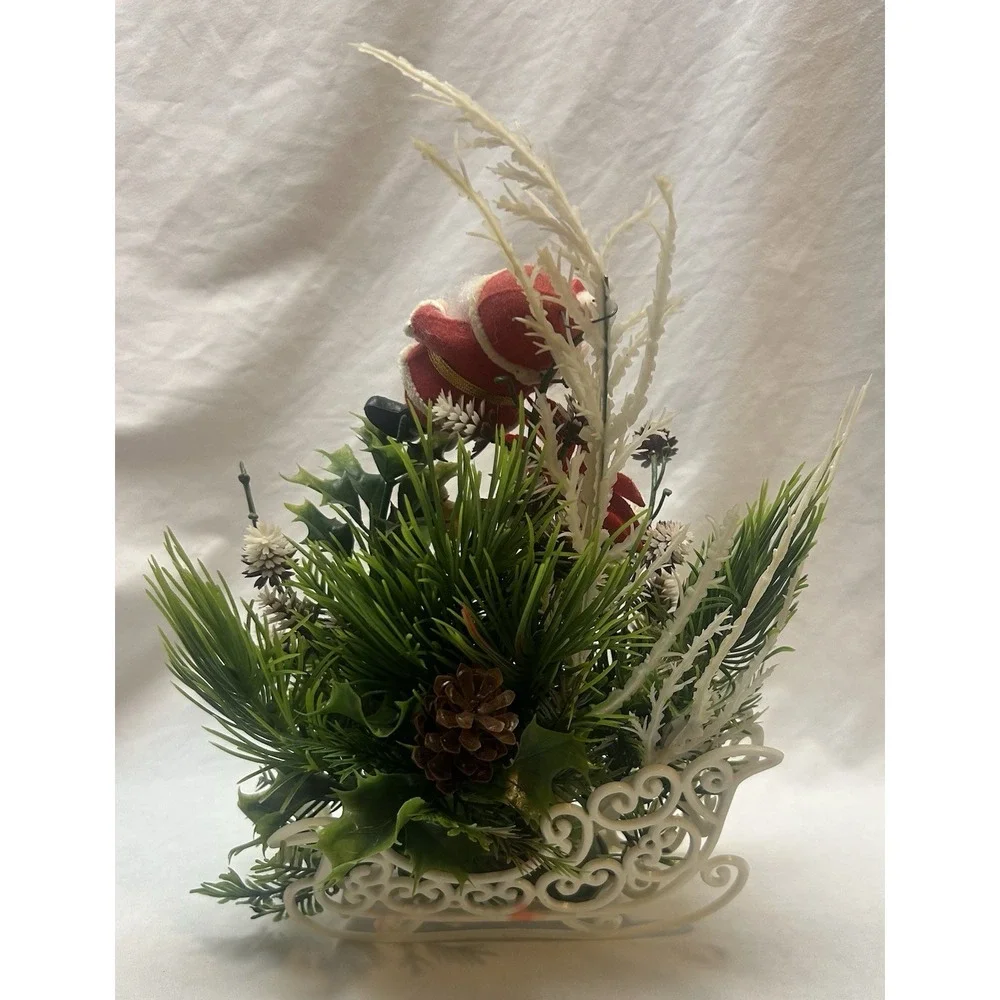 VTG Christmas Plastic Greenery Tabletop Display Sleigh Santa Kitsch